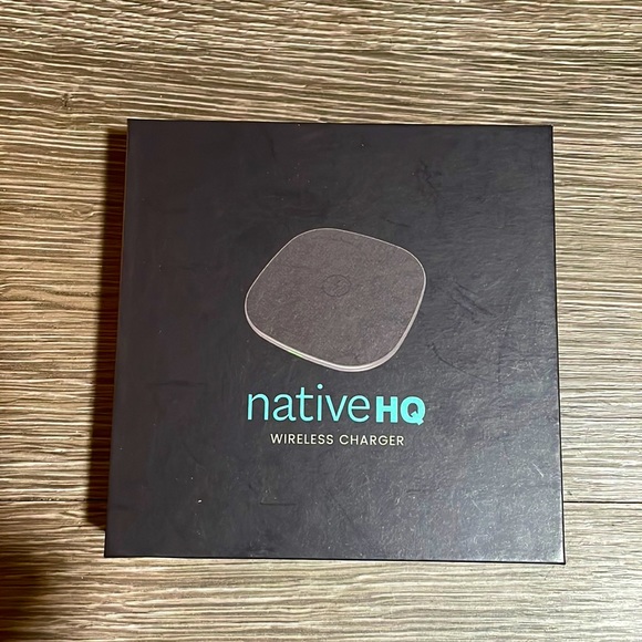 Wireless Charger - Picture 1 of 6